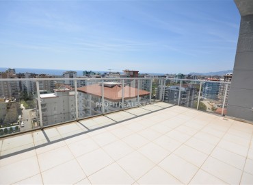 Five-room penthouse 235 m2, unfurnished, with sea views, 500 meters from the beach, Mahmutlar, Alanya ID-13201 фото-8