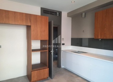 Stylish three bedroom apartment 160 m2, with separate kitchen, sea view, in the center of Alanya ID-12205 фото-13