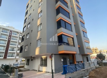 Апартаменты с двумя спальнями, 90м², в новом доме с парковкой в центре Мезитли, Мерсин ID-13327 фото-1