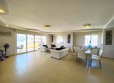 Furnished apartment 3 + 1, 165m², on the first coastline in Cesmeli, in a comfortable residence ID-13373 фото-4