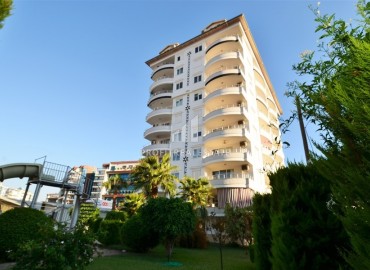Элегантные трехкомнатные апартаменты 120 м2, с застекленным балконом, в Джикджилли, Аланья ID-13426 фото-1