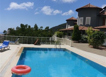 Cozy duplex apartment 196 m2, with three bedrooms, pool and sea view, in Bektas, Alanya ID-13435 фото-17