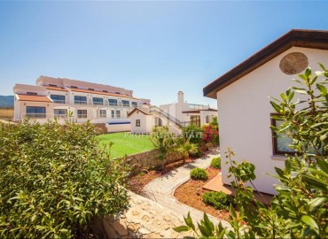 Двухкомнатные и трехкомнатные квартиры в жилом комплексе 2015 года, в 100 метрах от моря, Кирения, Северный Кипр, 52-77 м2 ID-13441 фото-5
