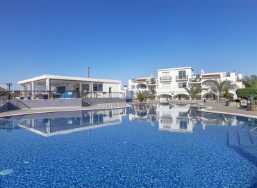 Апартаменты разных планировок в 100 метрах от пляжа, в жилом комплексе с богатой инфраструктурой, в Кирении, Северный Кипр, 75-250 м2 ID-13442 фото-3