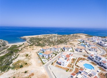 Апартаменты разных планировок в 100 метрах от пляжа, в жилом комплексе с богатой инфраструктурой, в Кирении, Северный Кипр, 75-250 м2 ID-13442 фото-9