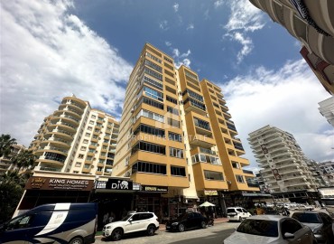 Меблированная двухкомнатная квартира 60 м2, с застеклённым балконом, в 450 метрах от моря, Махмутлар, Аланья ID-13514 фото-12
