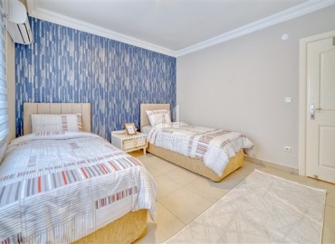 Two bedroom apartment, ready to move in, just 200 meters from the sea, Mahmutlar, Alanya, 125 m2 ID-13541 фото-6
