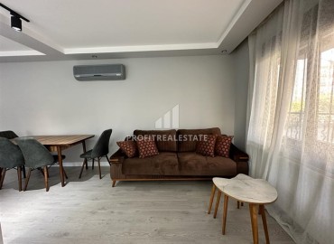 Газифицированная трехкомнатная квартира без мебели, в районе Лара, Анталия, 90 м2 ID-13586 фото-2