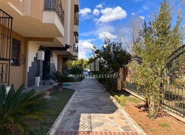 Газифицированная трехкомнатная квартира без мебели, в районе Лара, Анталия, 90 м2 ID-13586 фото-16