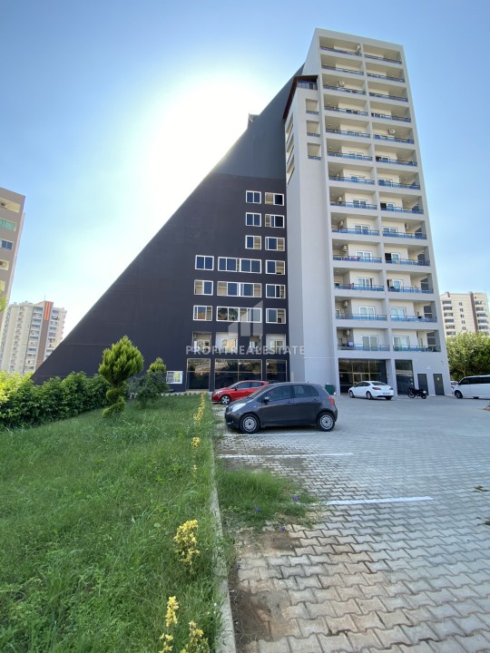 Двухкомнатная квартира, 50м², в комплексе с бассейном в микрорайоне Чифтликкёй района Енишехир, Мерсин ID-13608 фото-1