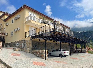 Two-storey villa with three bedrooms and a designer interior, in a picturesque location at the foot of the mountains, Tepe, Alanya, 145 m2 ID-13055 фото-38