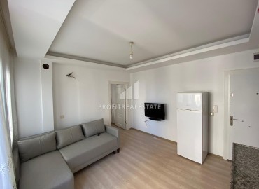 Бюджетная меблированная квартира 1+1, 55м², в доме городского типа в Чифтликкёй, район Енишехир, Мерсин ID-13612 фото-3