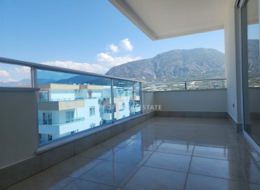 Двухуровневая квартира 4+1 с видом на горы и в 250 метрах от моря, Махмутлар, Аланья, 250 м2 ID-13646 фото-12