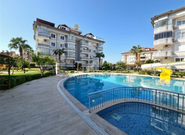 Elegant furnished penthouse 220 m2, with three bedrooms and a glazed balcony in Oba, Alanya ID-11858 фото-18