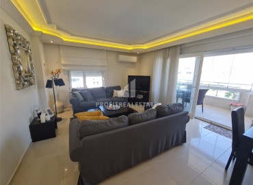 Elegant furnished penthouse 220 m2, with three bedrooms and a glazed balcony in Oba, Alanya ID-11858 фото-1