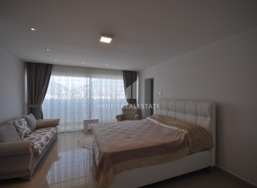 Large duplex apartment 3 + 1, ready to move in, just 50 meters from the sea, Tosmur, Alanya, 228 m2 ID-13694 фото-10