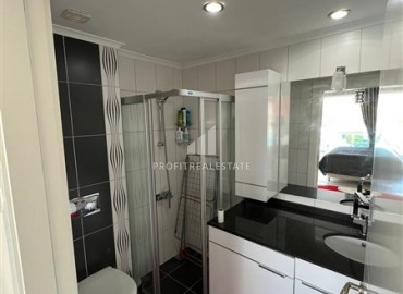 Stylish two bedroom apartment 111 m2, with a designer interior, 50 meters from the sea, Tosmur, Alanya ID-13693 фото-20