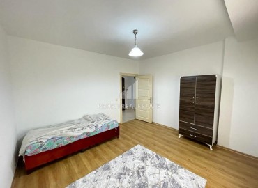 Бюджетная трехкомнатная квартира, 110м², с отдельной кухней в микрорайоне Акдениз, Мерсин ID-13738 фото-13