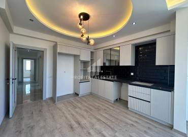 Великолепная пятикомнатная квартира с отдельной кухней, 180м², в новом комплексе в районе Мезитли (Акдениз) ID-13744 фото-3