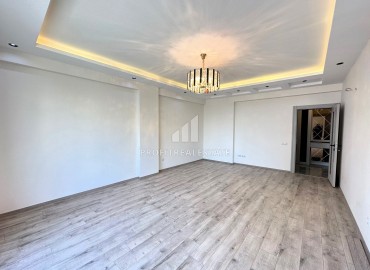 Великолепная пятикомнатная квартира с отдельной кухней, 180м², в новом комплексе в районе Мезитли (Акдениз) ID-13744 фото-8