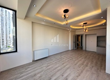 Великолепная пятикомнатная квартира с отдельной кухней, 180м², в новом комплексе в районе Мезитли (Акдениз) ID-13744 фото-9