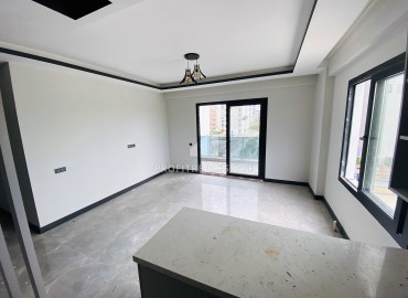 Стильная трехкомнатная квартира, 105м², в 550м от моря в Мерсине, район Каргыпынары ID-13745 фото-10