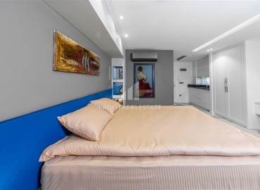 Стильный дизайнерский пентхаус 180 м2, с четырьмя спальнями, в 250 метрах от моря, в центре района Оба, Аланья ID-13771 фото-8
