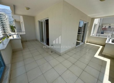 Bright two bedroom apartment, renovated, 200 meters from the sea, in Mahmutlar, Alanya, 110 m2 ID-13786 фото-11