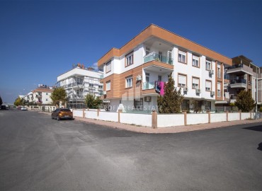 Clean and bright two-bedroom apartment in a gasified house, Guzeloba, Antalya, 85 m2 ID-13796 фото-19