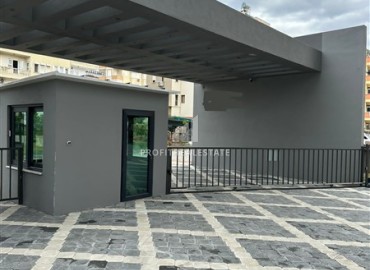 Двухкомнатная меблированная квартира, 50м², в новой резиденции с инфраструктурой с супер-локацией в Газипаше, Алания ID-13830 фото-9