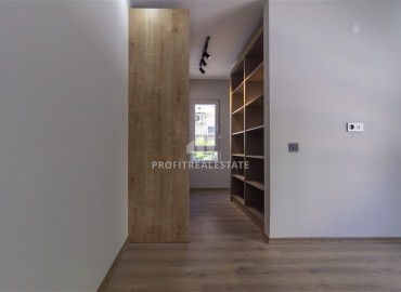 Новые четырехкомнатные апартаменты с отдельной кухней и гардеробом, в газифицированной резиденции, Муратпаша, Анталия, 150 м2 ID-13831 фото-16