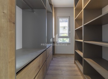 Новые четырехкомнатные апартаменты с отдельной кухней и гардеробом, в газифицированной резиденции, Муратпаша, Анталия, 150 м2 ID-13831 фото-18