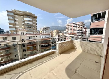 Stylish furnished apartment 2 + 1, 125 m2, with a glazed balcony and sea views, 100 meters from the beach, Mahmutlar, Alanya ID-13850 фото-15
