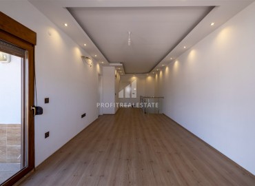 Unfurnished penthouse with five bedrooms, 220m2, separate kitchen, Alanya fortress view, in Cikcilli, Alanya ID-13861 фото-2