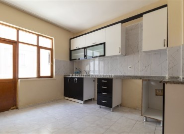 Unfurnished three bedroom apartment, 1000 meters from the center of Antalya, Muratpasa district, 140 m2 ID-13871 фото-7