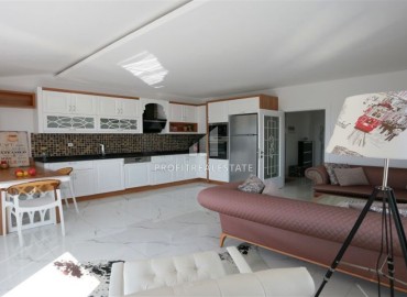 Меблированный перевернутый дуплекс с тремя спальнями, 150м², в самом центре Алании, в 100 метрах от пляжа Клеопатры ID-13893 фото-4