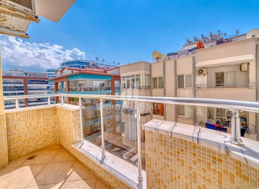 Стильная яркая трехкомнатная квартира 115 м2, с застеклённым балконом, в 300 метрах от пляжа, Махмутлар, Аланья ID-13921 фото-6