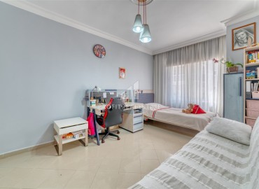 Spacious one bedroom apartment, furnished, in a comfortable residential residence Tosmur, Alanya, 70 m2 ID-13954 фото-8