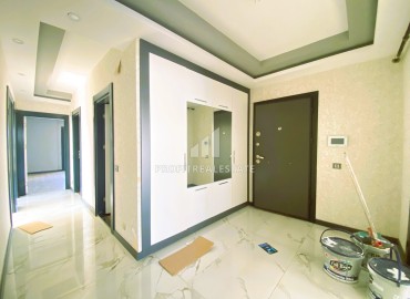 Новая квартира оригинальной планировки 4+1, 175м² в комплексе с инфраструктурой в Акдениз, район Мезитли ID-13956 фото-3
