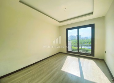 Новая квартира оригинальной планировки 4+1, 175м² в комплексе с инфраструктурой в Акдениз, район Мезитли ID-13956 фото-12