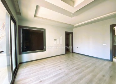 Новая квартира оригинальной планировки 4+1, 175м² в комплексе с инфраструктурой в Акдениз, район Мезитли ID-13956 фото-18