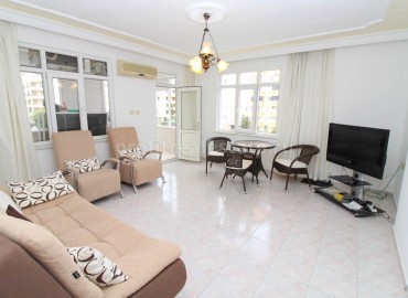 Квартира планировки 2+1 с хорошей мебелью и отдельной кухней всего в 200 метрах от муниципальных пляжей района Махмутлар ID-1082 фото-5