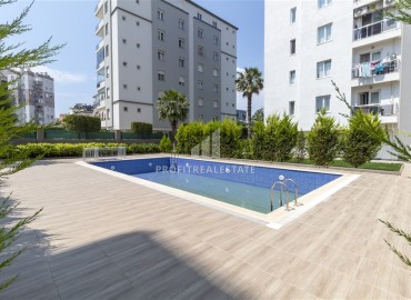 Renovated two bedroom apartment with heating and gas, in a residential residence with a swimming pool, Caglayan, Lara, Muratpasa, Antalya, 80 m2 ID-13973 фото-16