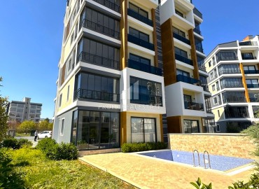 Великолепная квартира с четырьмя спальнями, 200м², в новом комплексе премиум класса в районе Мезитли, Мерсин ID-13993 фото-1