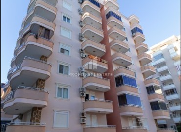 Spacious two bedroom apartment, furnished and equipped, 150 meters from the center of Mahmutlar, Alanya, 120 m2 ID-14009 фото-1