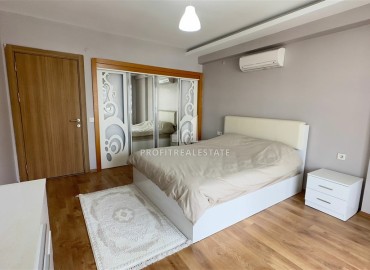 Spacious duplex apartment 2 + 1, with furniture and appliances, 150 meters from the center of Mahmutlar, Alanya, 140 m2 ID-14014 фото-10