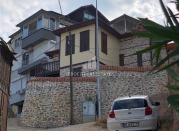 Stone house in Ottoman style, two bedrooms, 140m², with a garden, in the center of Alanya, in Kale, with an amazing view ID-14018 фото-2