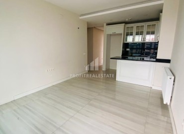 Gasified apartment 2 + 1, 100m², in a premium class residence in Yenishehir, Ciftlitkkoy ID-14027 фото-4