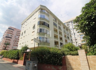 Ergonomic furnished apartment 2 + 1, 95m2, with a glazed balcony, 250 meters from the sea, Mahmutlar, Alanya ID-14066 фото-1