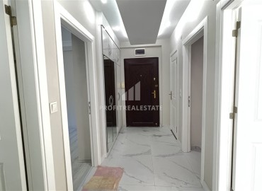 Bright two bedroom apartment 120m2, unfurnished, with an isolated kitchen and built-in wardrobe, in the center of Alanya ID-14103 фото-3